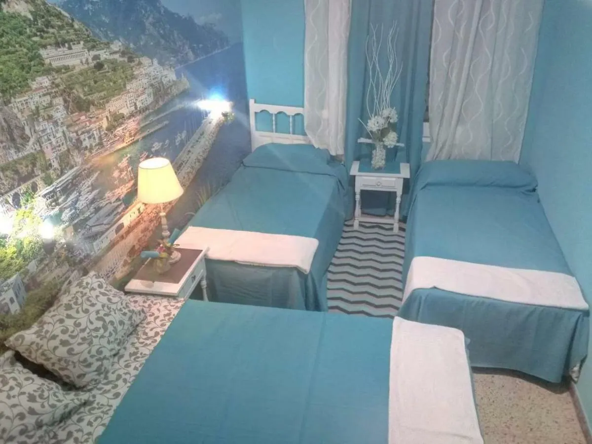 Can Pau Guesthouse Llanca